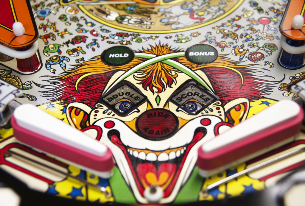 Pinball the Clown jigsaw puzzle in Macro puzzles on