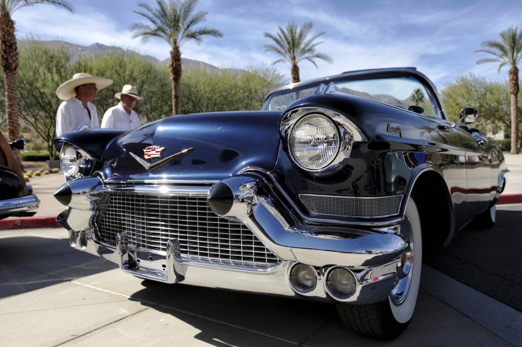 Vintage Car Show in Palm Springs jigsaw puzzle in Cars & Bikes puzzles