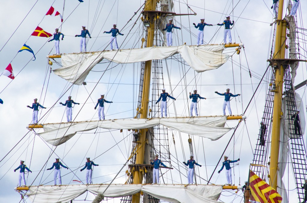 Tall Ship Parade jigsaw puzzle in Puzzle of the Day puzzles on TheJigsawPuzzles.com