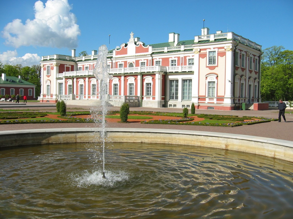 Palácio Kadriorg, Estônia jigsaw puzzle in Castelos puzzles on TheJigsawPuzzles.com
