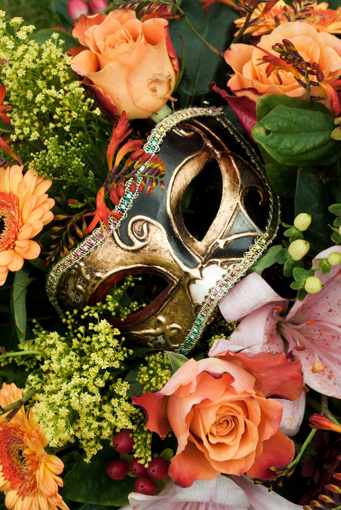 Mask in Flower Bouquet jigsaw puzzle in Flowers puzzles on TheJigsawPuzzles.com