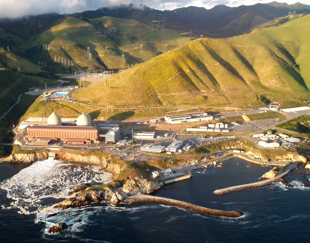 Diablo Canyon Nuclear Power Plant jigsaw puzzle in Great Sightings puzzles on TheJigsawPuzzles.com