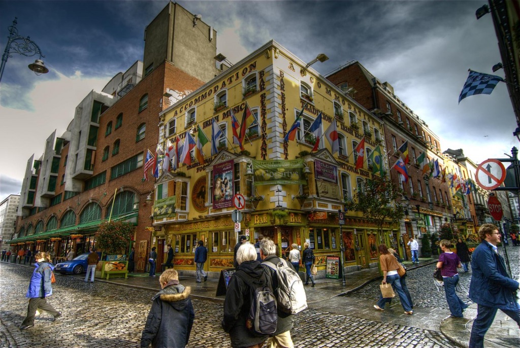 Temple Bar, Dublin, Irlande jigsaw puzzle in Paysages urbains puzzles on TheJigsawPuzzles.com