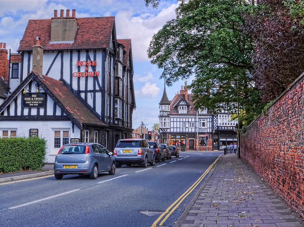 The Rose & Crown jigsaw puzzle in Street View puzzles on TheJigsawPuzzles.com