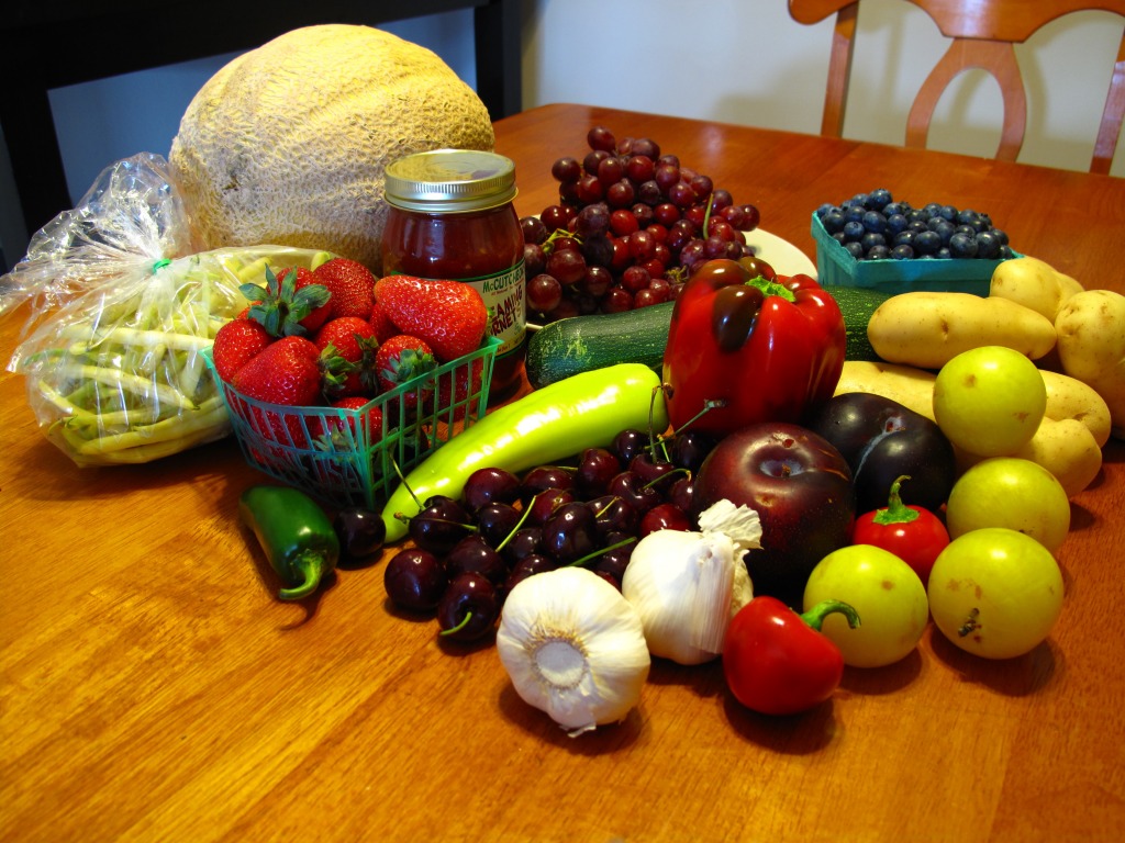 Our Farmers Market Score jigsaw puzzle in Fruits & Veggies puzzles on TheJigsawPuzzles.com