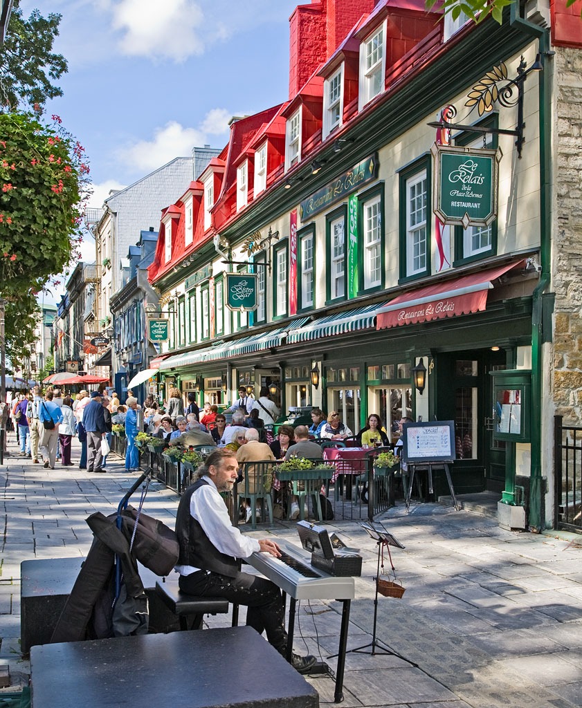 Quebec Street jigsaw puzzle in Street View puzzles on TheJigsawPuzzles.com