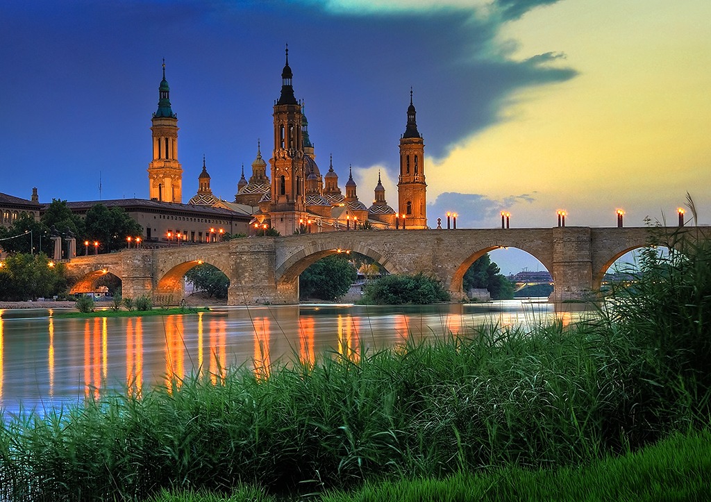 Basilica del Pilar, Sunset jigsaw puzzle in Great Sightings puzzles on TheJigsawPuzzles.com