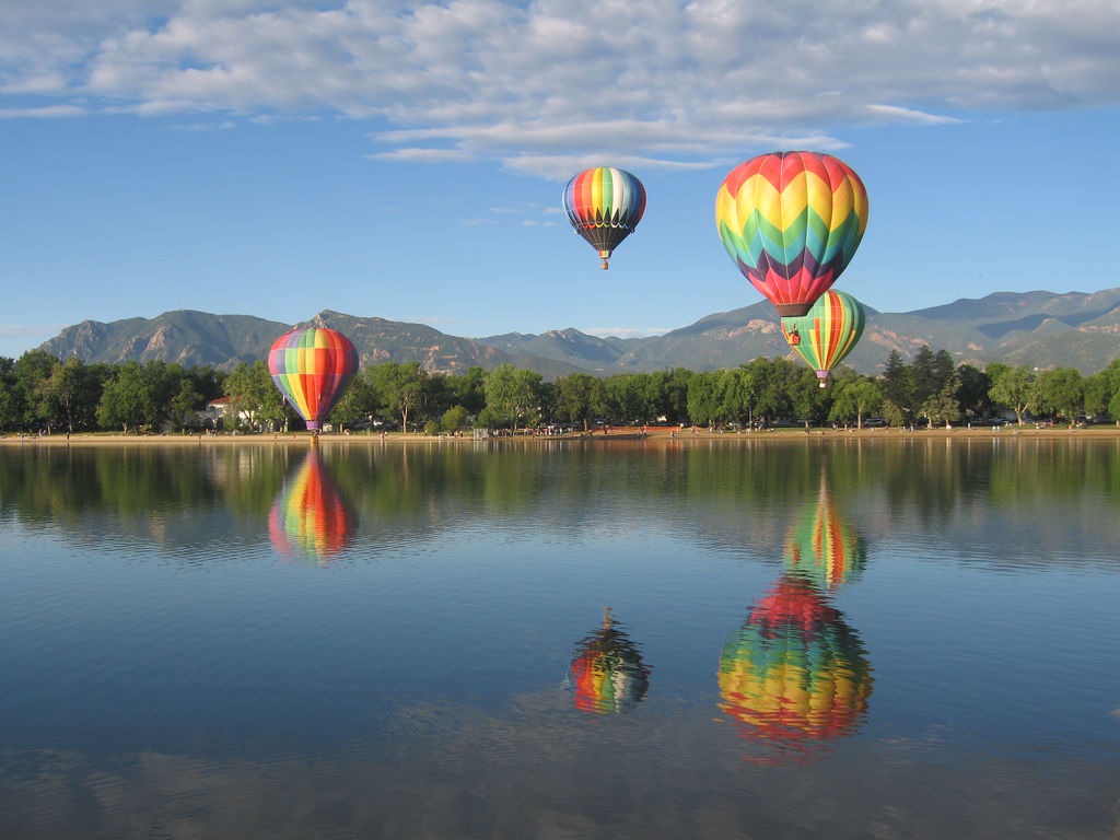 Colorado Springs Balloon Classic jigsaw puzzle in Great Sightings puzzles on TheJigsawPuzzles.com