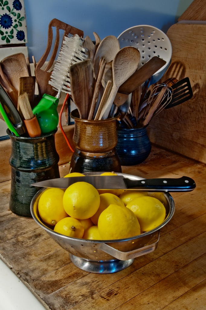 Lemons and Knife jigsaw puzzle in Food & Bakery puzzles on TheJigsawPuzzles.com