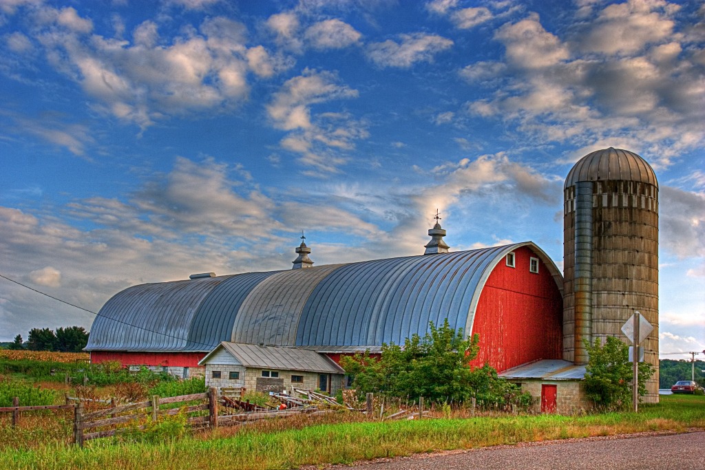 Ferme du Wisconsin jigsaw puzzle in Paysages urbains puzzles on TheJigsawPuzzles.com