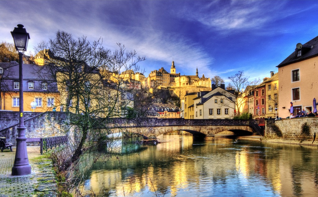 Alzette River jigsaw puzzle in Улицы puzzles on TheJigsawPuzzles.com