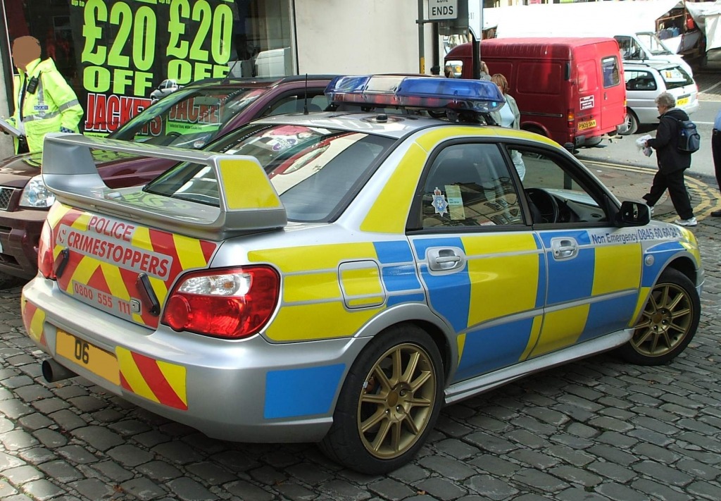 Polícia do Norte de Yorkshire - Subaru Impreza jigsaw puzzle in Carros & Motos puzzles on TheJigsawPuzzles.com