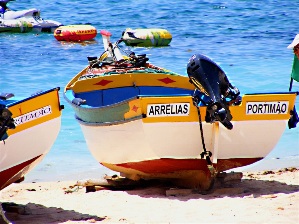 Boats in Carvoeiro jigsaw puzzle in Пазл дня puzzles on TheJigsawPuzzles.com