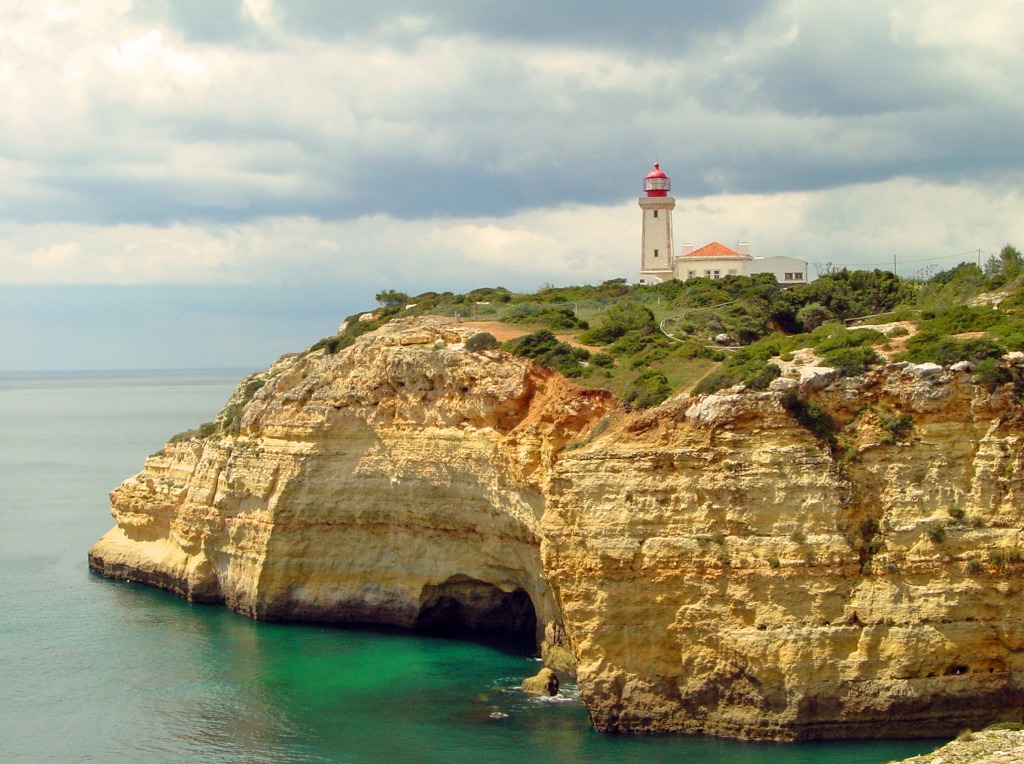 Carvoeiro Lighthouse jigsaw puzzle in Great Sightings puzzles on TheJigsawPuzzles.com