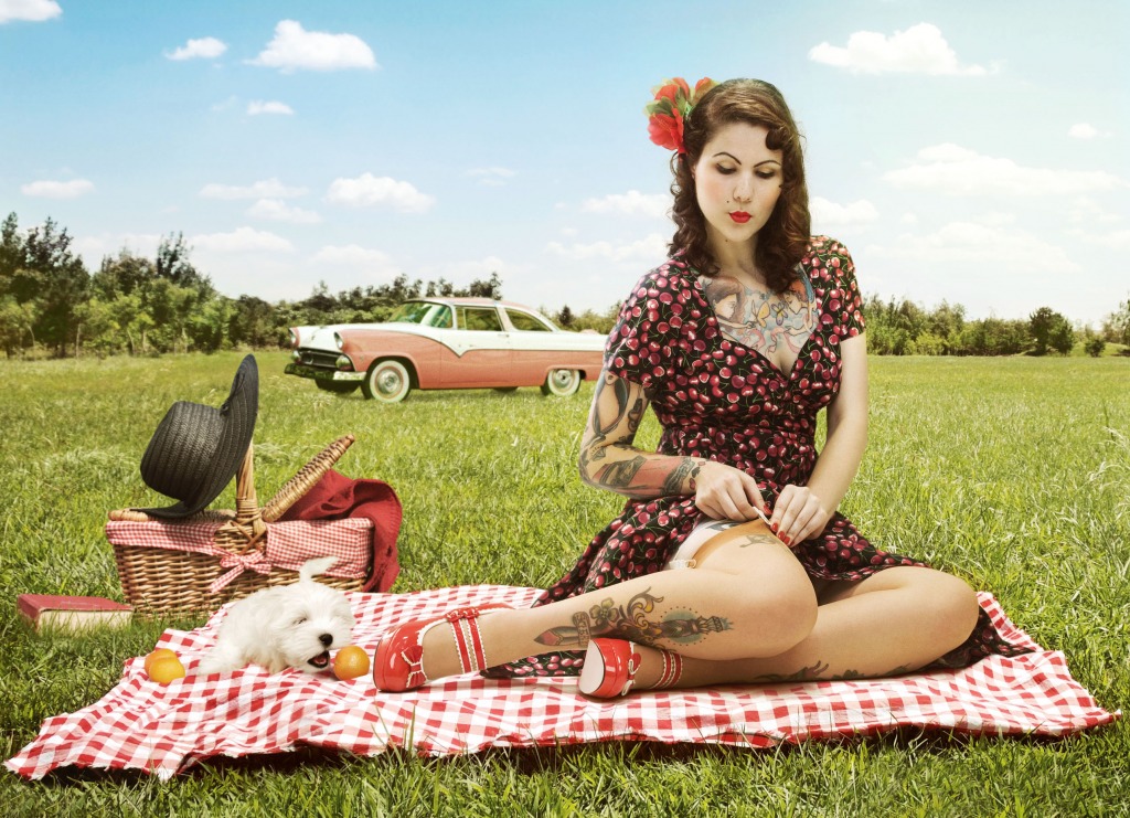 Pin Up Picknick jigsaw puzzle in Menschen puzzles on TheJigsawPuzzles.com