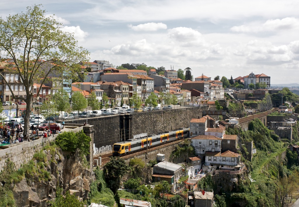 Porto, Portugal jigsaw puzzle in Street View puzzles on TheJigsawPuzzles.com