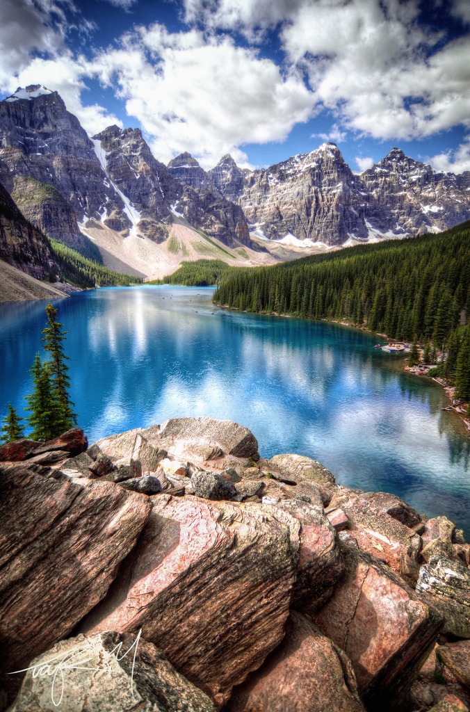 Moraine Lake jigsaw puzzle in Great Sightings puzzles on TheJigsawPuzzles.com