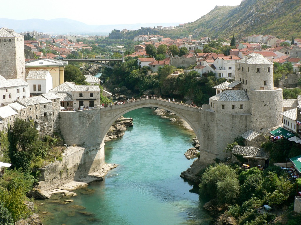 Pont Mostar, Bosnie jigsaw puzzle in Ponts puzzles on TheJigsawPuzzles.com