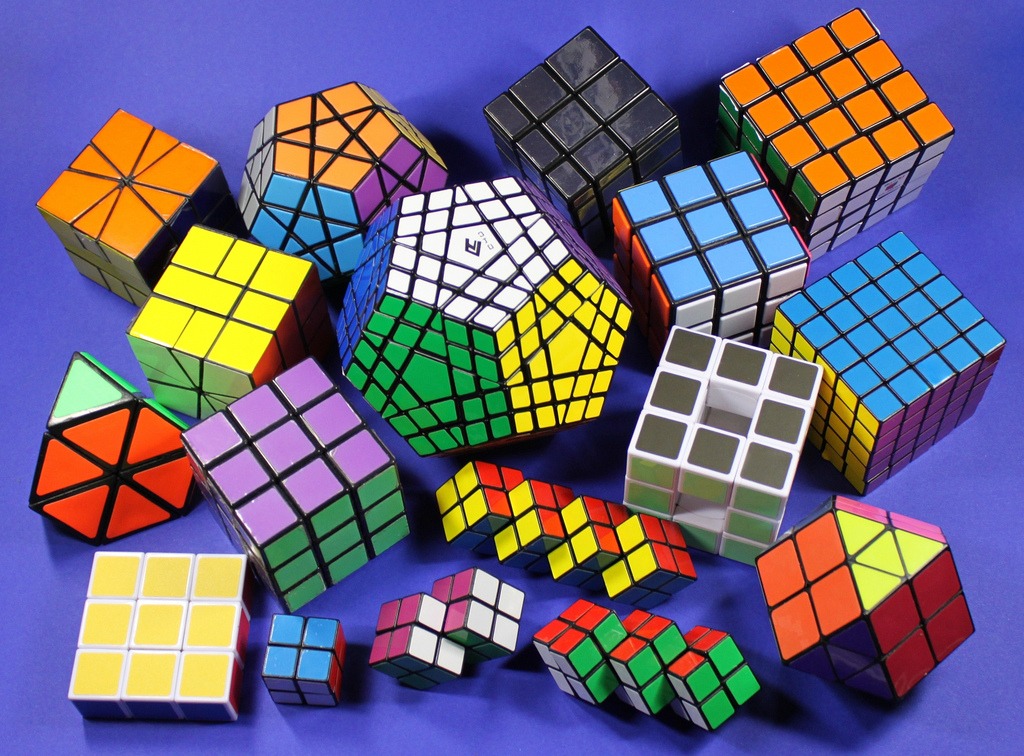 Rubiks Würfel jigsaw puzzle in Makro puzzles on TheJigsawPuzzles.com