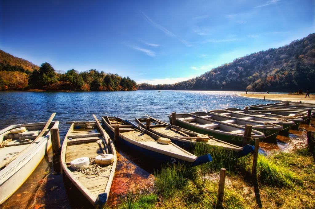 Boats of Yunoko Lake jigsaw puzzle in Puzzle of the Day puzzles on TheJigsawPuzzles.com