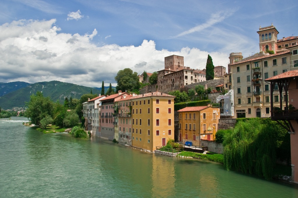Bassano del Grappa, Italy jigsaw puzzle in Great Sightings puzzles on TheJigsawPuzzles.com