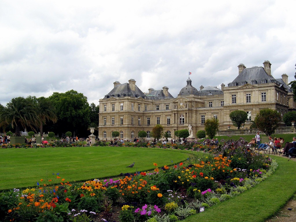 Jardin du Luxembourg jigsaw puzzle in Châteaux puzzles on TheJigsawPuzzles.com