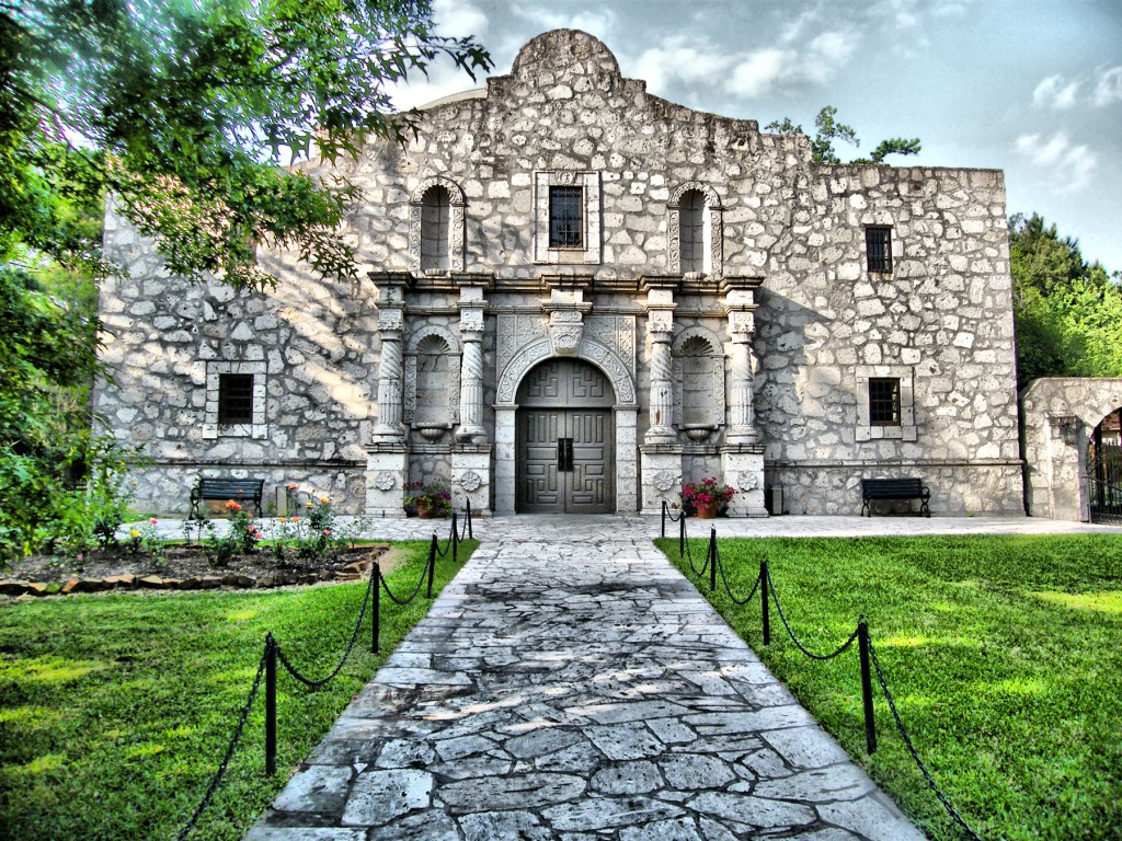 Alamo Reproduction in Texas jigsaw puzzle in Street View puzzles on TheJigsawPuzzles.com