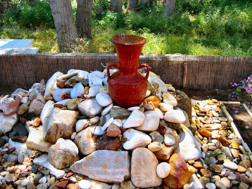 Greek Urn in Thassos jigsaw puzzle in Puzzle of the Day puzzles on TheJigsawPuzzles.com