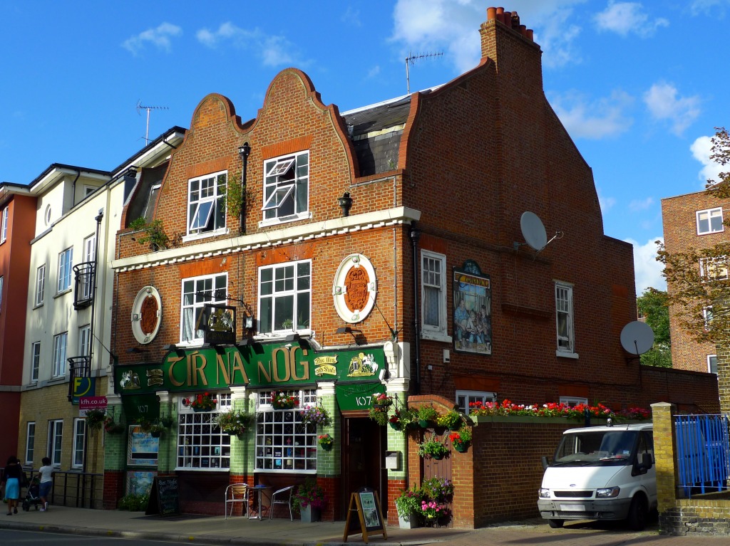Tir Na Nog, Wandsworth, London jigsaw puzzle in Street View puzzles on TheJigsawPuzzles.com