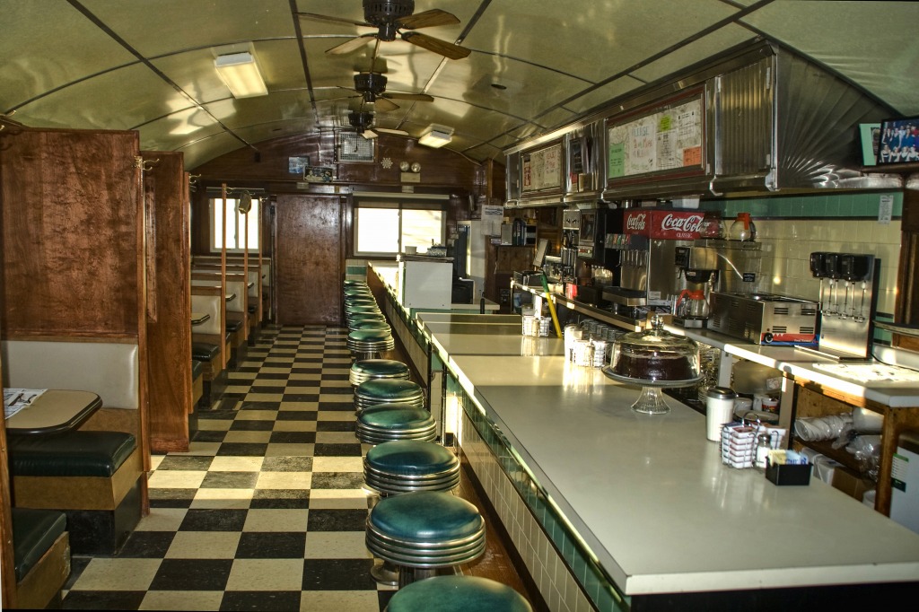 Peterborough Diner jigsaw puzzle in Food & Bakery puzzles on TheJigsawPuzzles.com