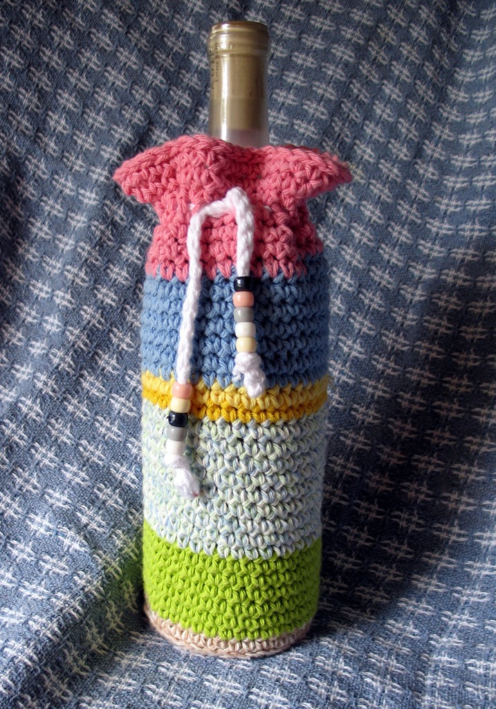 Cotton Wine Bottle Cozy jigsaw puzzle in Handmade puzzles on TheJigsawPuzzles.com