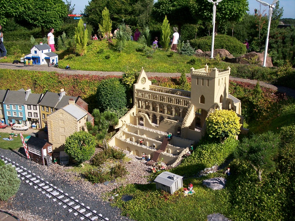 O Mundo da Lego em Windsor jigsaw puzzle in Castelos puzzles on TheJigsawPuzzles.com
