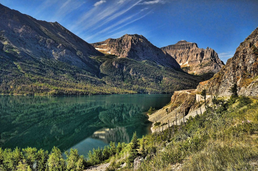 Lake St. Mary, Glacier NP jigsaw puzzle in Great Sightings puzzles on TheJigsawPuzzles.com