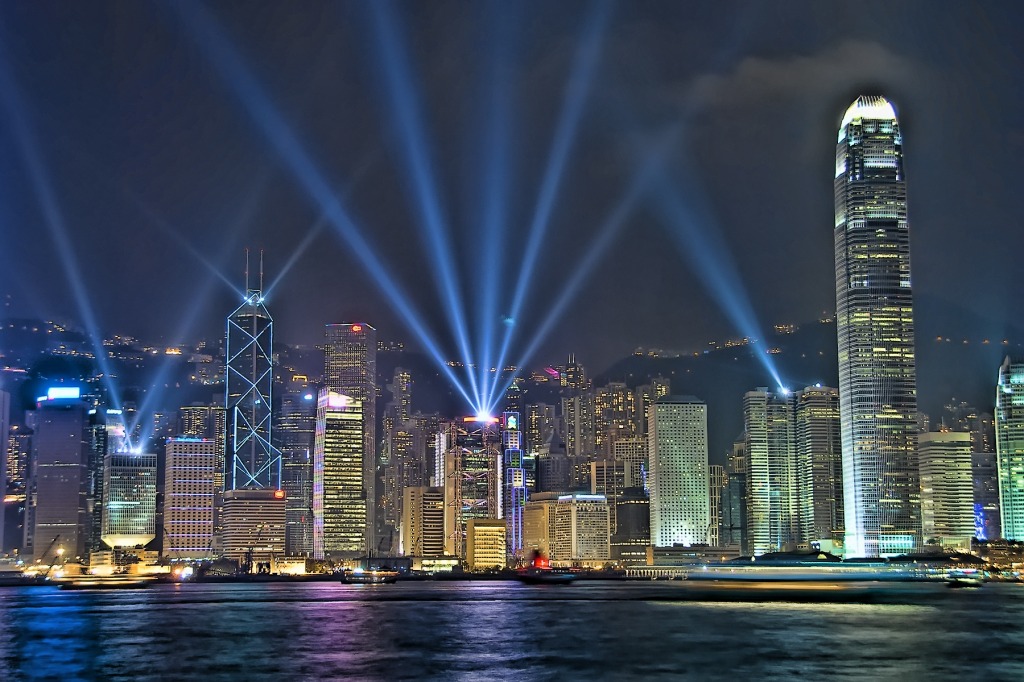 Symphonie de lumières, Hong Kong jigsaw puzzle in Magnifiques vues puzzles on TheJigsawPuzzles.com