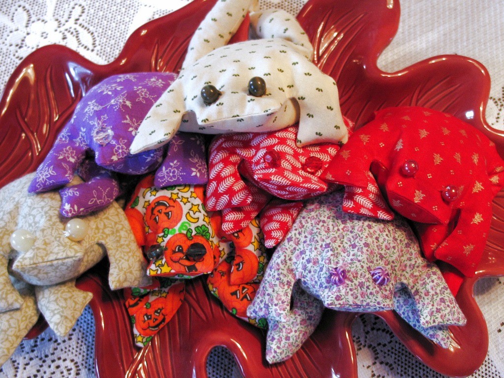 Floppy Frogs pour la famille jigsaw puzzle in Bricolage puzzles on TheJigsawPuzzles.com