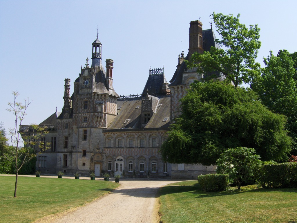 Château de Montigny-le-Gannelon jigsaw puzzle in Castles puzzles on TheJigsawPuzzles.com