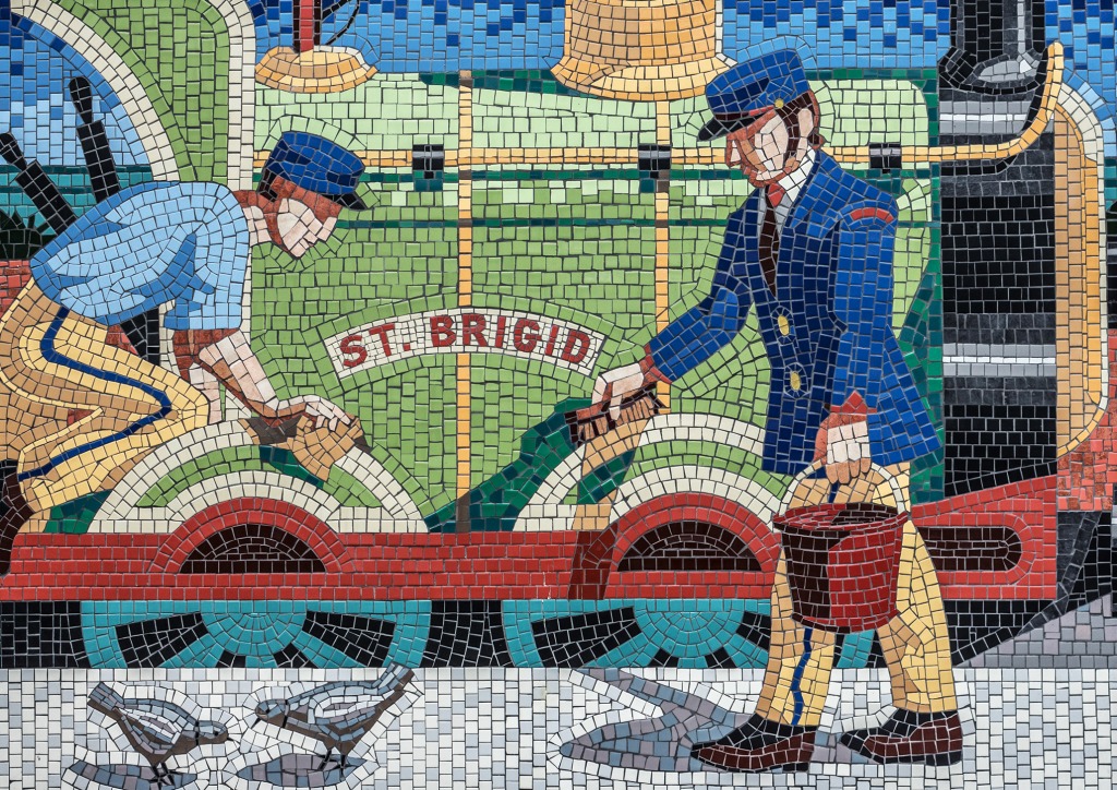 Мозаика на железнодорожном вокзале Брей, Ирландия jigsaw puzzle in Произведения искусства puzzles on TheJigsawPuzzles.com