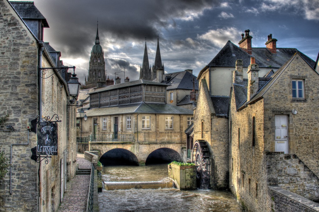 Bayeux, France jigsaw puzzle in Waterfalls puzzles on TheJigsawPuzzles.com