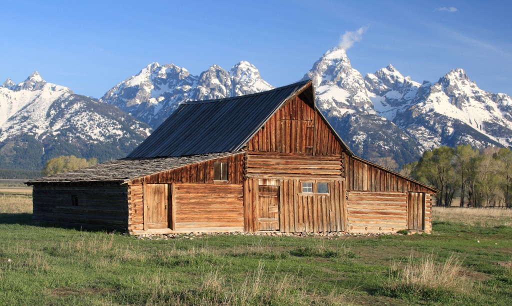 Barn in Grand Teton National Park jigsaw puzzle in Puzzle of the Day puzzles on TheJigsawPuzzles.com