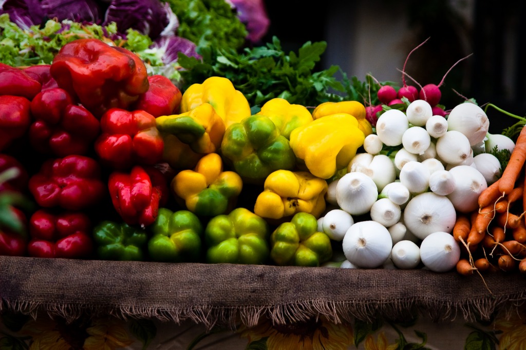 Качество свежих овощей. Свежие овощи. Овощи в ряд. Пазл овощи. Свежие овощи Испания.
