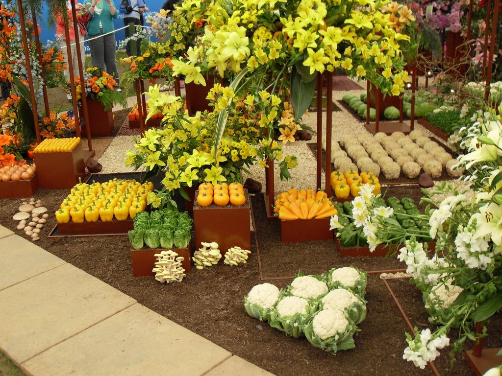 Фрукты и овощи, выставка цветов в Челси jigsaw puzzle in Фрукты и Овощи puzzles on TheJigsawPuzzles.com