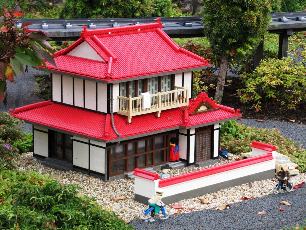 Traditionelles Japanisches Haus in Legoland jigsaw puzzle in Makro puzzles on TheJigsawPuzzles.com