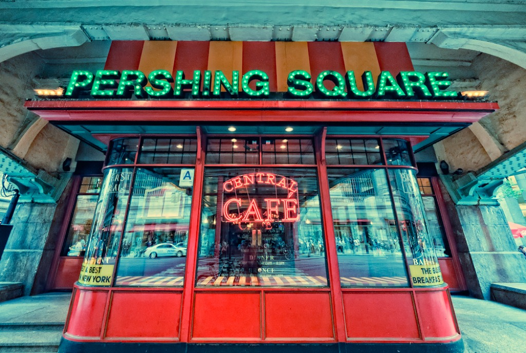 Pershing Square Cafe, Best Breakfast in NYC jigsaw puzzle in Food & Bakery puzzles on TheJigsawPuzzles.com