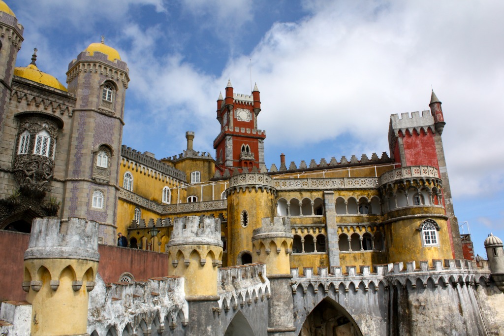 Pena National Palace, Portugal jigsaw puzzle in Castles puzzles on TheJigsawPuzzles.com