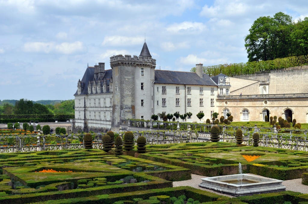 Jardins du château de Villandry jigsaw puzzle in Châteaux puzzles on TheJigsawPuzzles.com