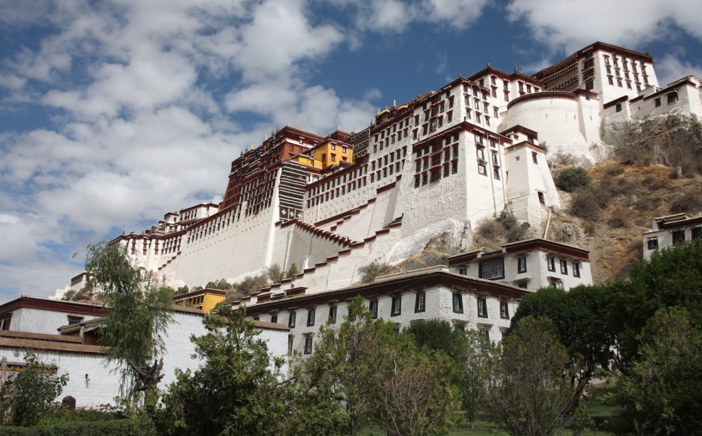 Potala-Palast, Lhasa, Tibet jigsaw puzzle in Schlösser puzzles on TheJigsawPuzzles.com