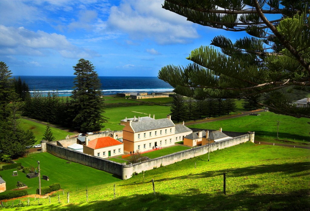 Das Gerichtshaus, Kingston, Norfolkinsel jigsaw puzzle in Großartige Landschaften puzzles on TheJigsawPuzzles.com