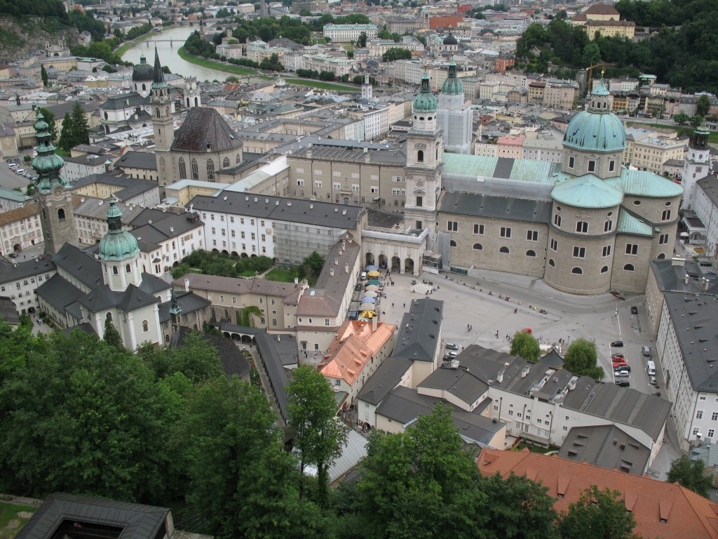 Salzburg - Blick von der Festung Hohensalzburg jigsaw puzzle in Schlösser puzzles on TheJigsawPuzzles.com