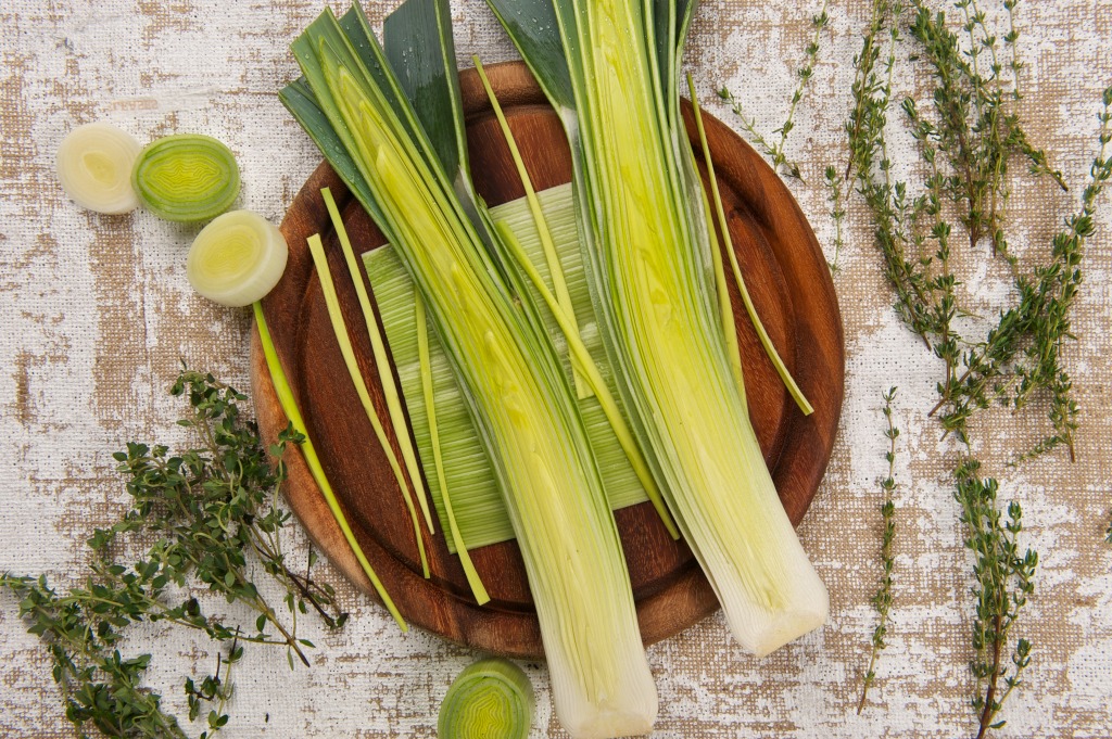 Leeks and Thyme jigsaw puzzle in Fruits & Veggies puzzles on TheJigsawPuzzles.com