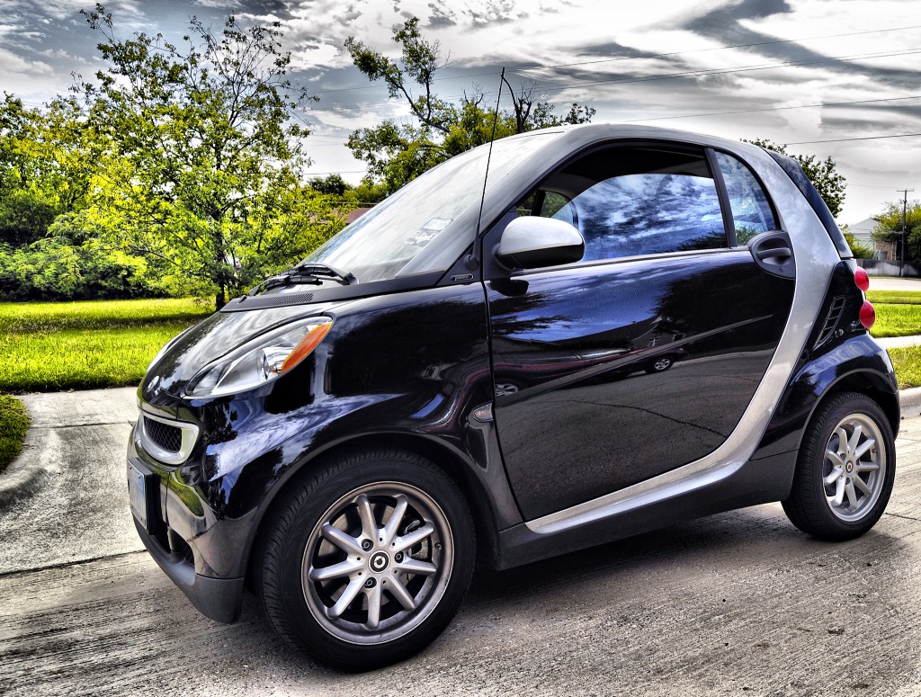 Smart Car jigsaw puzzle in Cars & Bikes puzzles on TheJigsawPuzzles.com